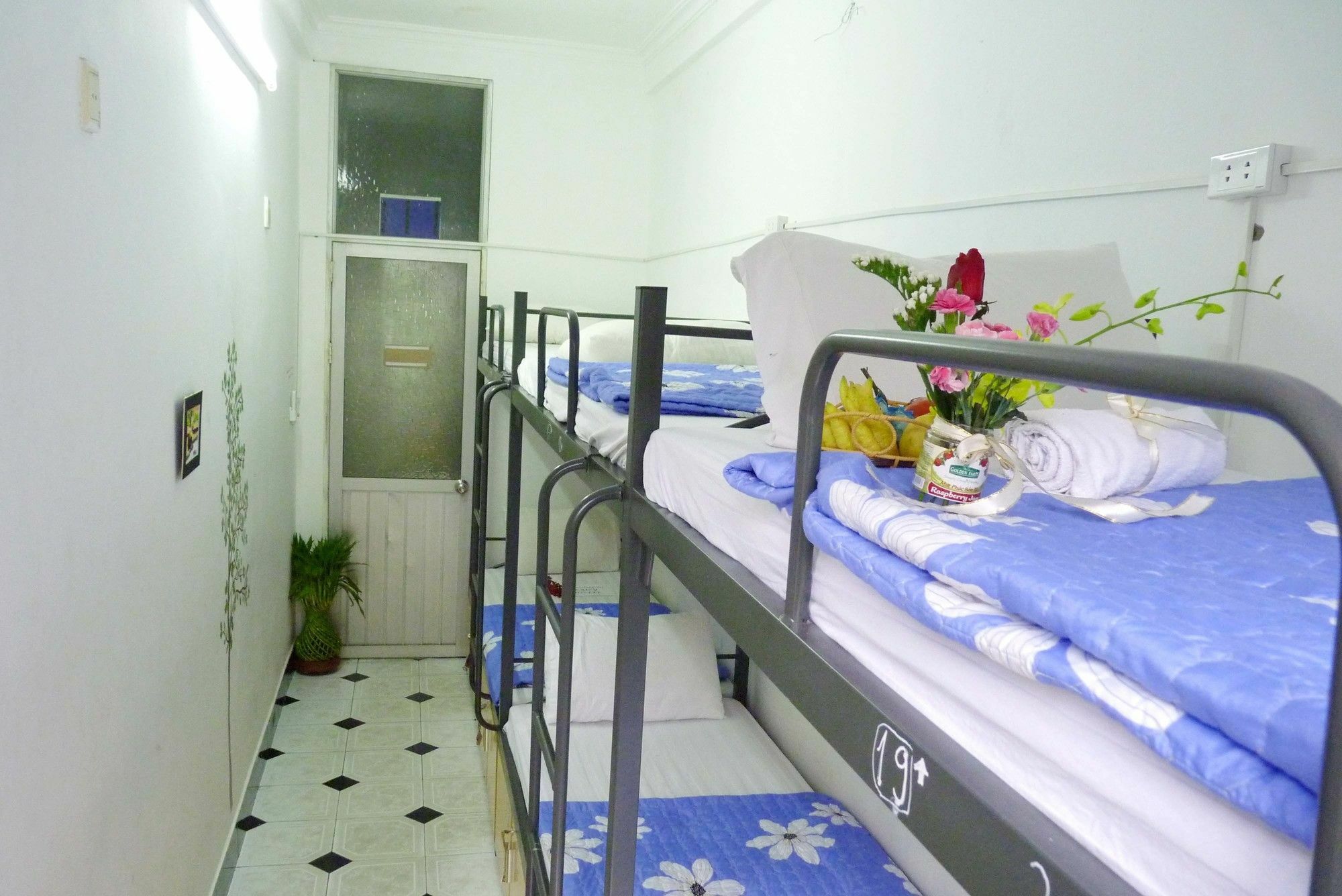 Daisy Hostel Hanoi Exterior photo
