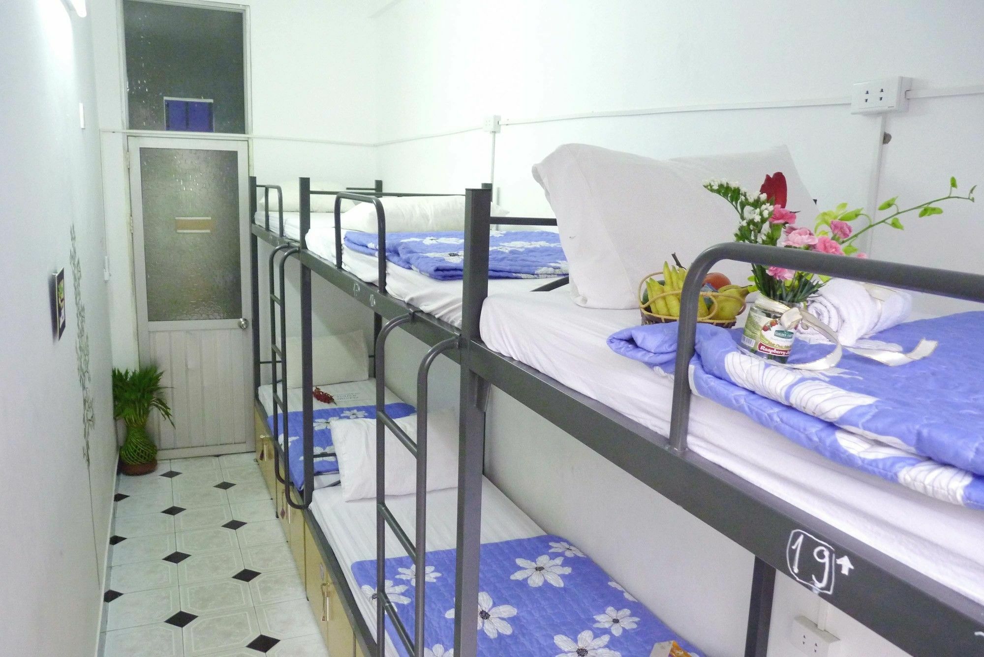 Daisy Hostel Hanoi Exterior photo
